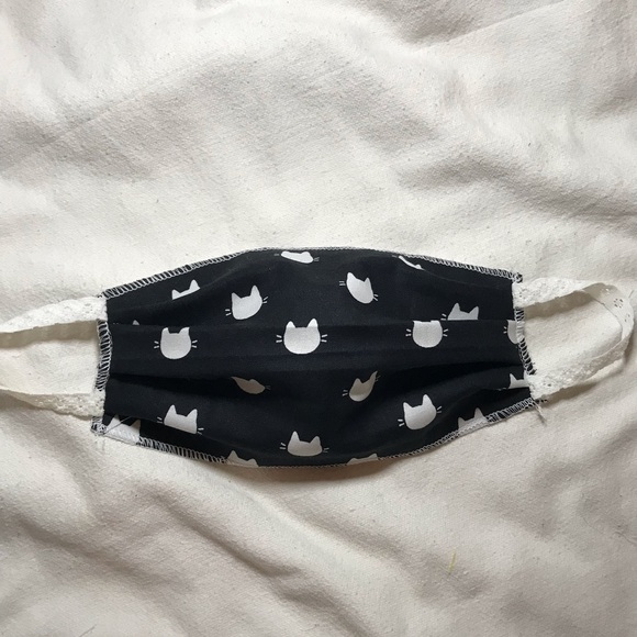 Handmade Fabric Face Masks - Picture 3 of 6